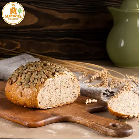 Хлеб бездрожжевой ржано-цельнозерновой с семенами льна и тыквы, половинка 200г