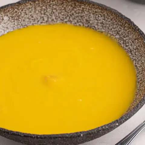Тыквенный суп-пюре с имбирем и курицей
