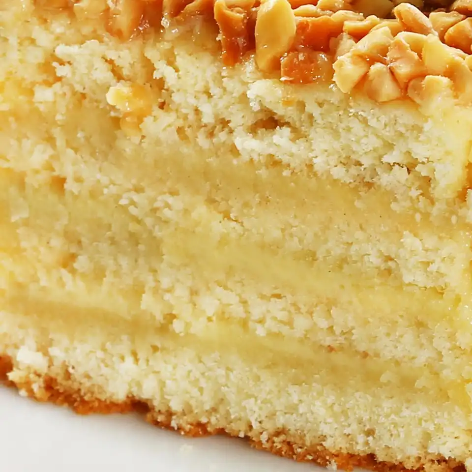 Торт бисквитно-ореховый Нежно поздравляю 1570г